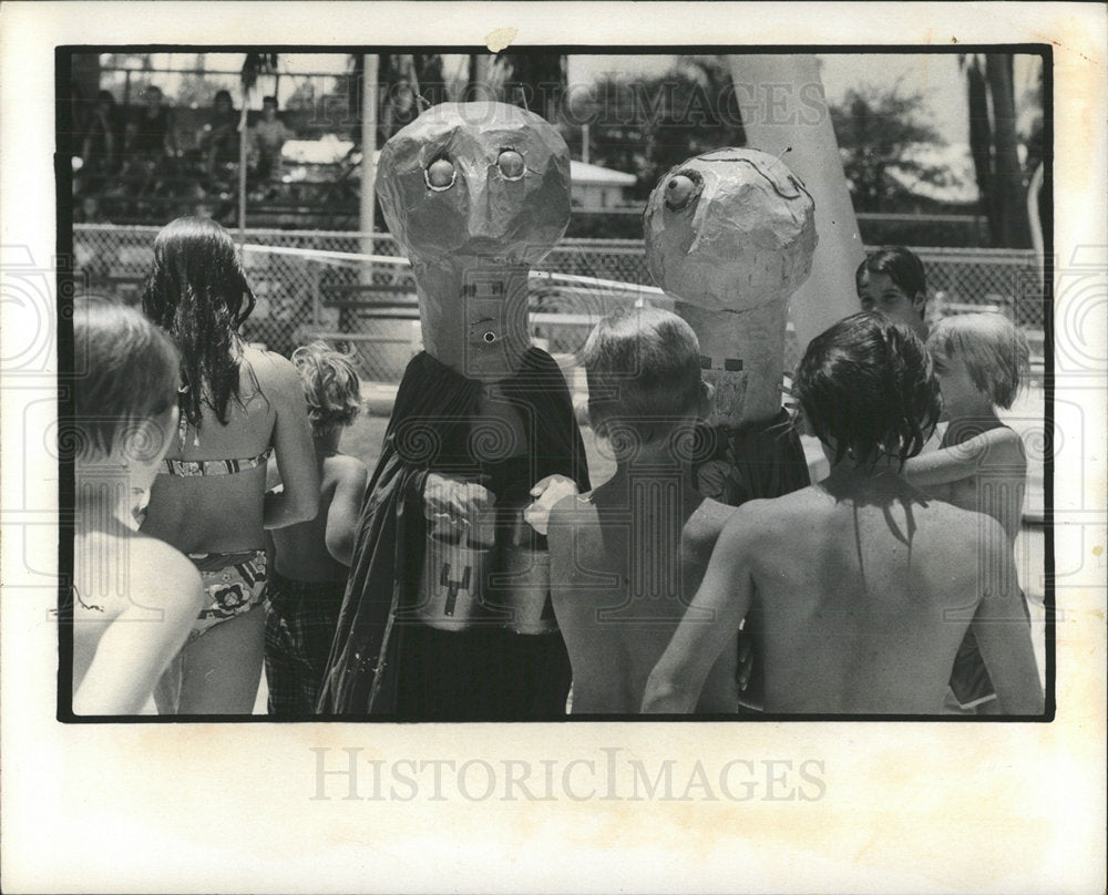 1974 Press Photo Sea Monster Northwest Community Center - Historic Images