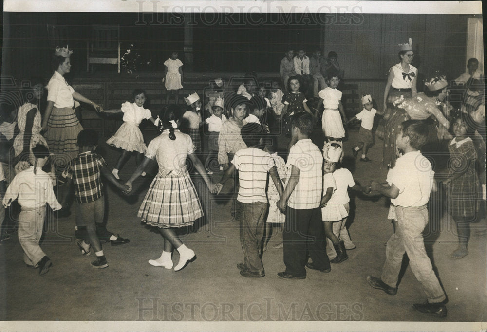 1959 Press Photo Migrant Labor Farm - Historic Images