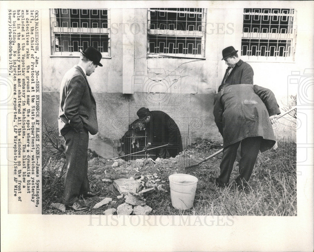 1967 Press Photo Yugoslavia Embassy Explosion Symington - Historic Images