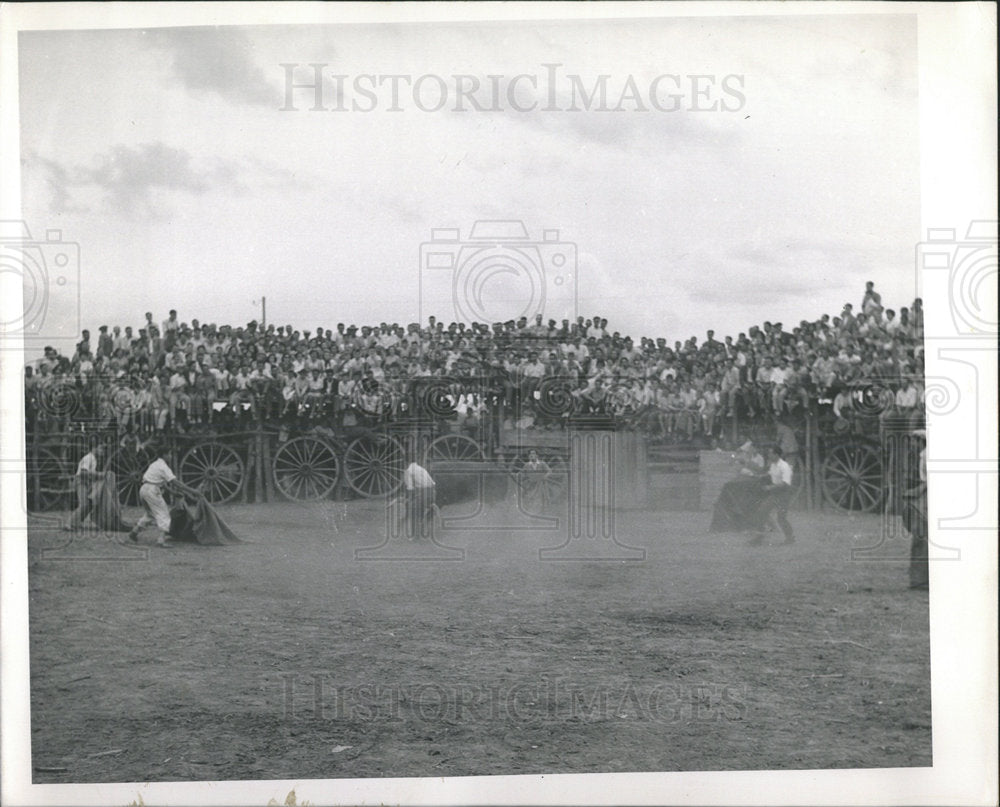 Press Photo Bullfighters - Historic Images