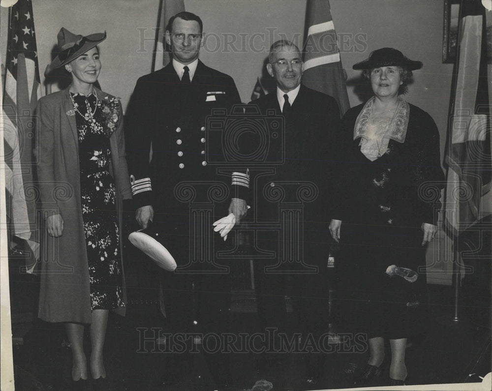 1939 Press Photo Prince &amp; Princess with Mayor Stapleton - Historic Images