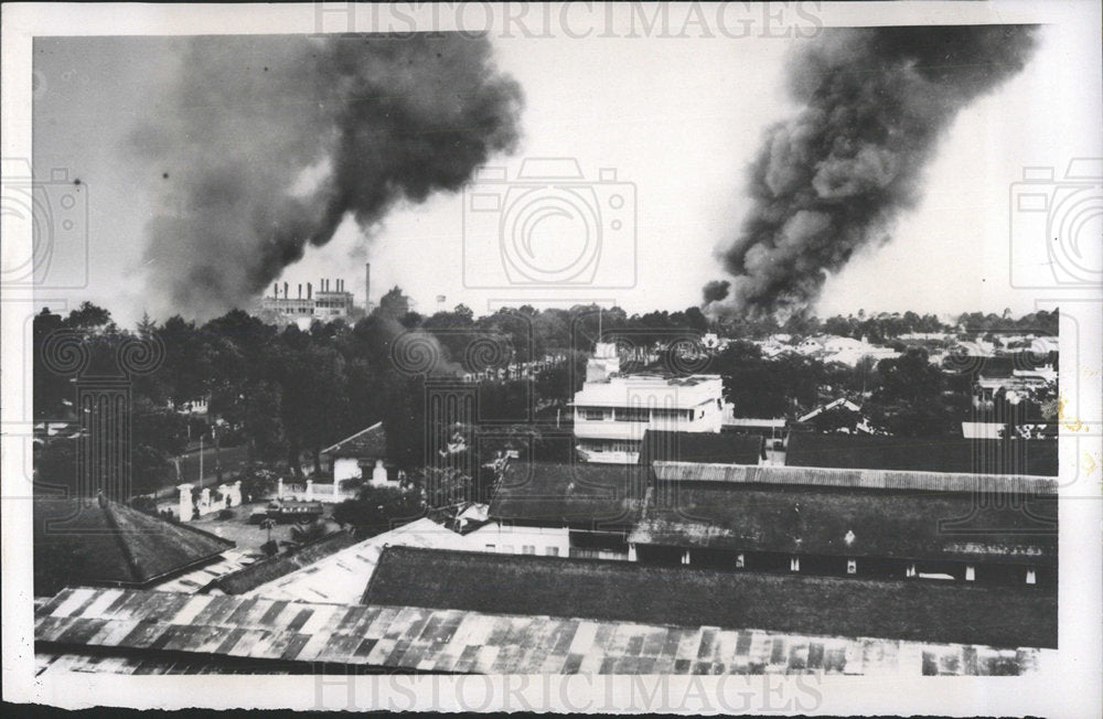 1955 Saigon Burning Native Quarters Refugee-Historic Images
