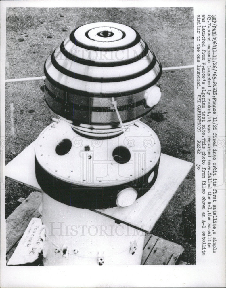 1965 Press Photo France's First Satellite Capsule - Historic Images