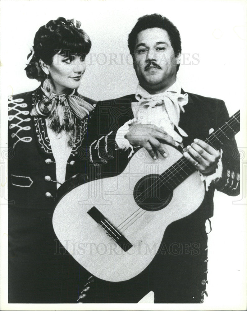 1988 Press Photo Linda Ronstadt, Canciones De Mi Padre - Historic Images