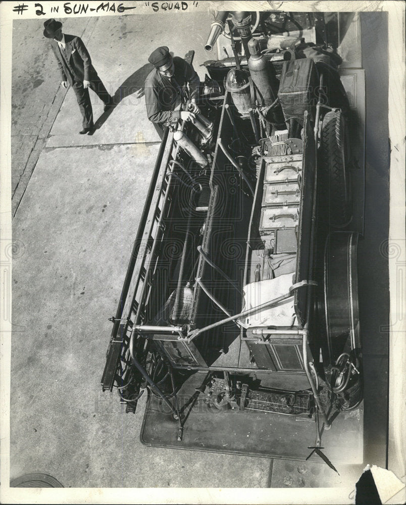 1938 Press Photo Oxygen gas tanks truck McCaa Acid Mask - Historic Images