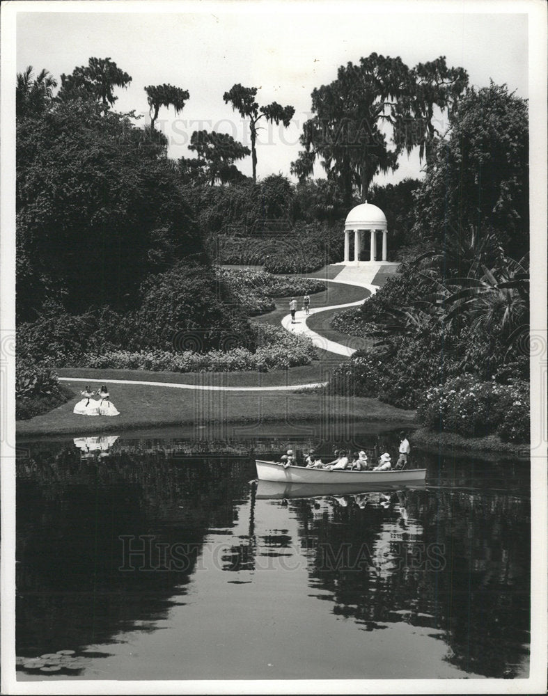 1975 Press Photo Cypress Gardens electric boat ride  - Historic Images