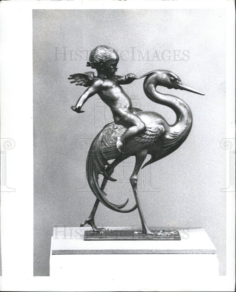1980 Press Photo Carl Paul Jennewein Cupid Crane - Historic Images