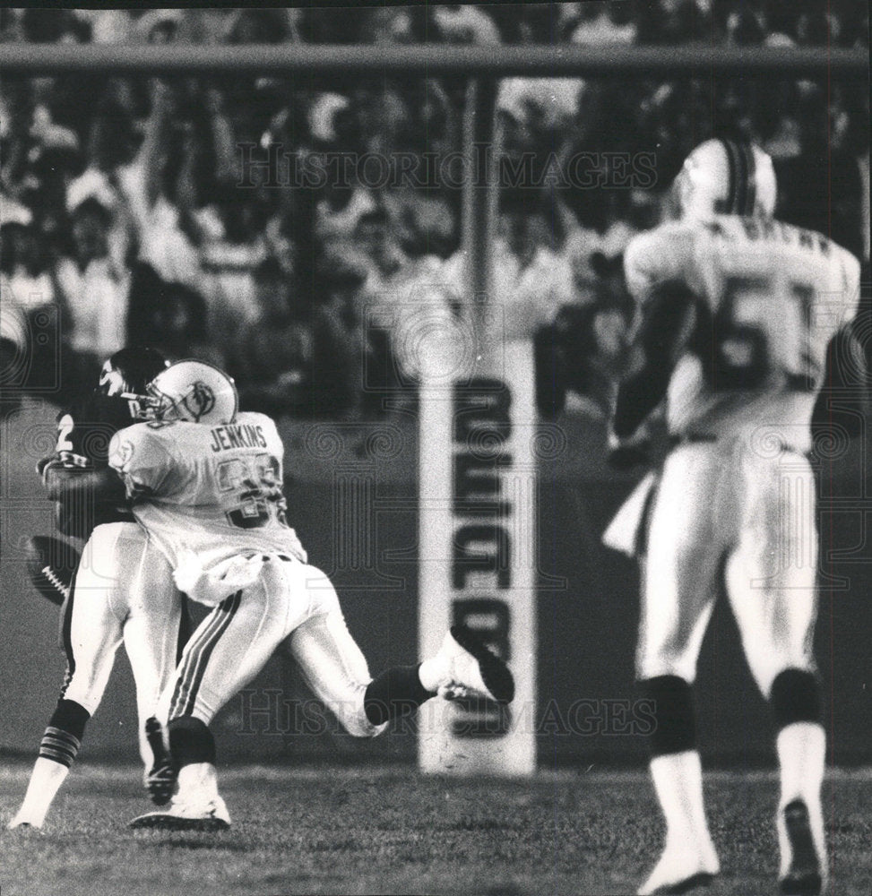 1988 Press Photo Wendell Davis Chicago Bears Player - Historic Images