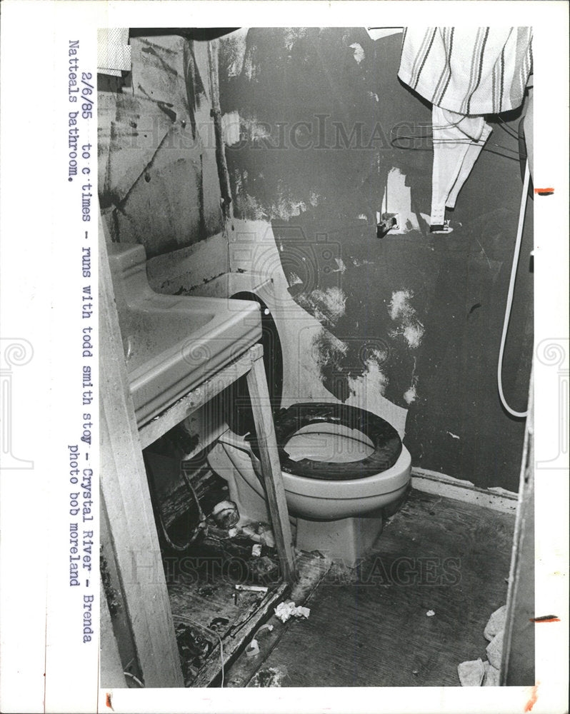 1985 Press Photo Brenda Lee corn broken Oven depressed  - Historic Images