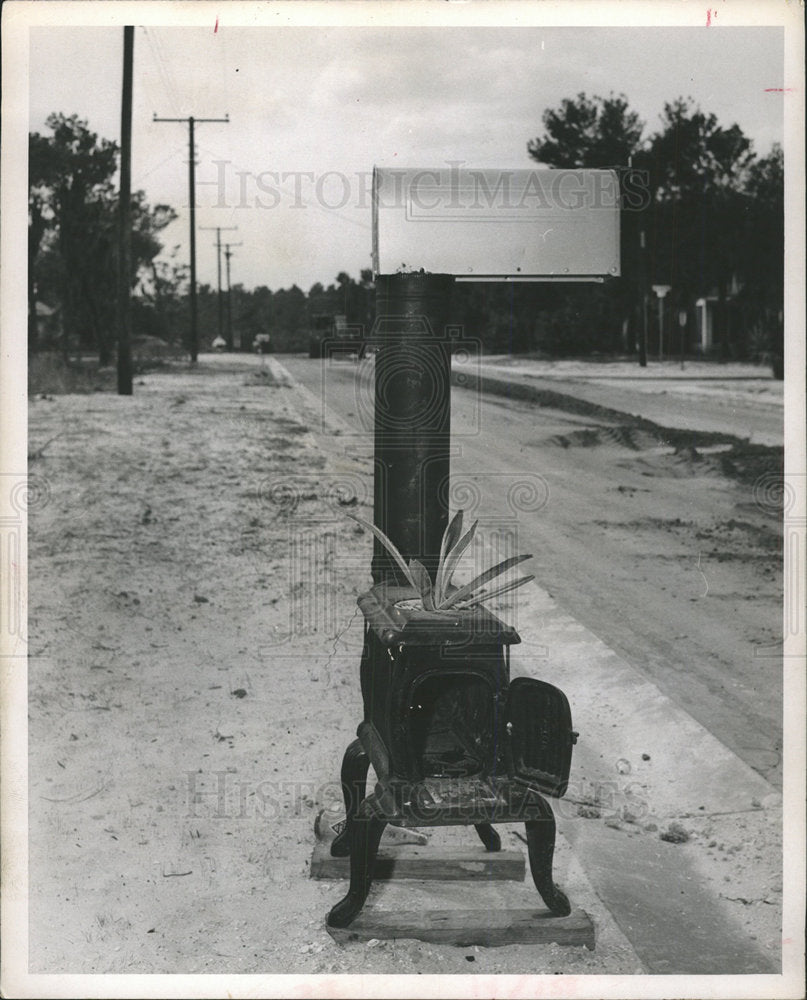 1966 Press Photo Old Iron Stove mail box - Historic Images