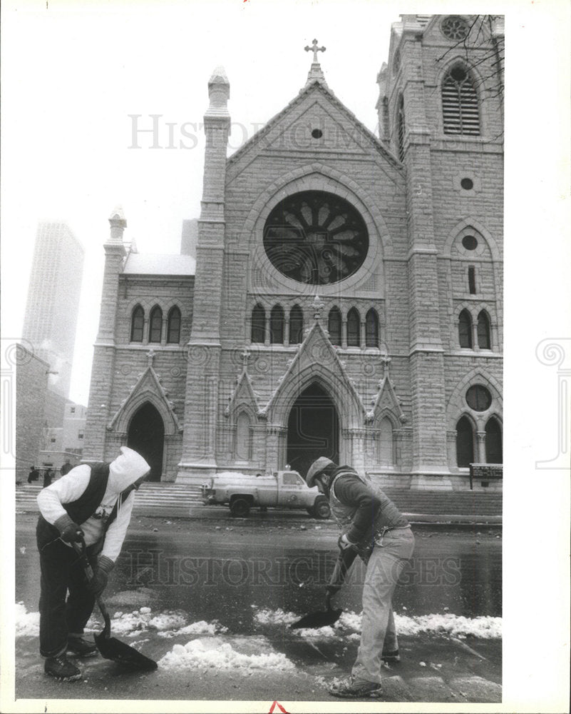 1985 Press Photo Chicago Fire Department Accidents  - Historic Images