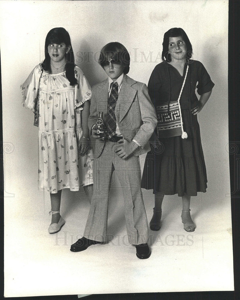 1979 Press Photo Kids media flirtatious fashion dress  - Historic Images