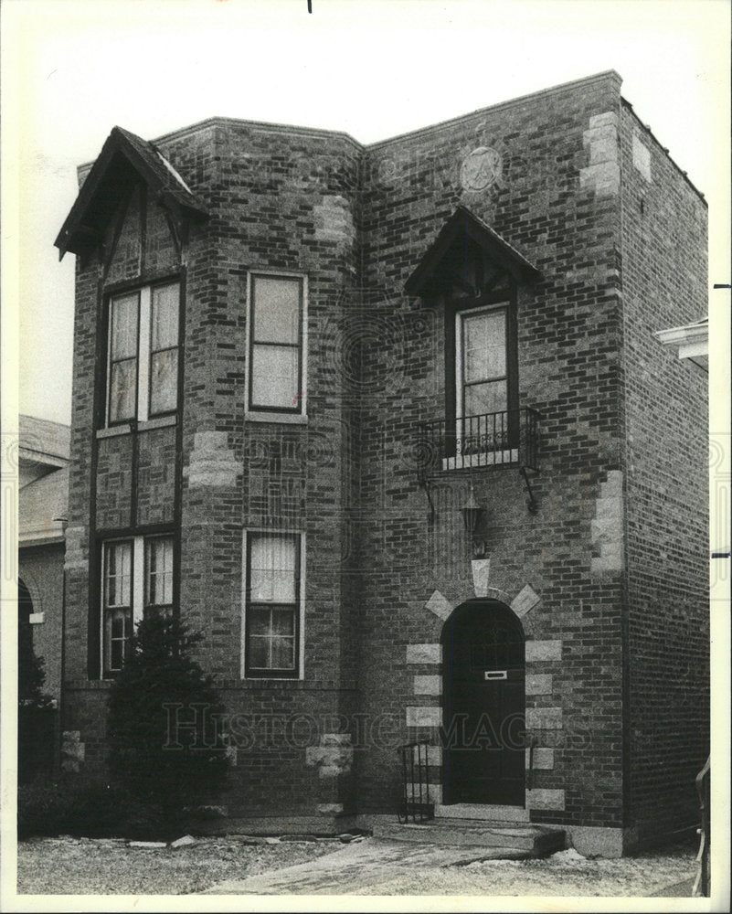 1984 Press Photo Tempo Realty list Northwest Brick flat - Historic Images