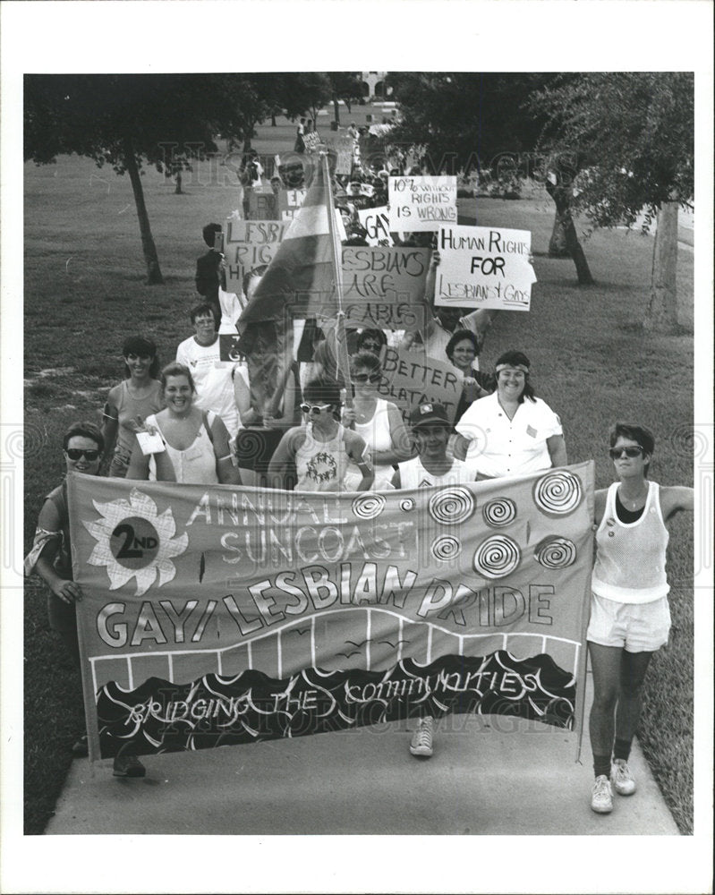 1987 Press Photo Participants Peters burg Women March - Historic Images