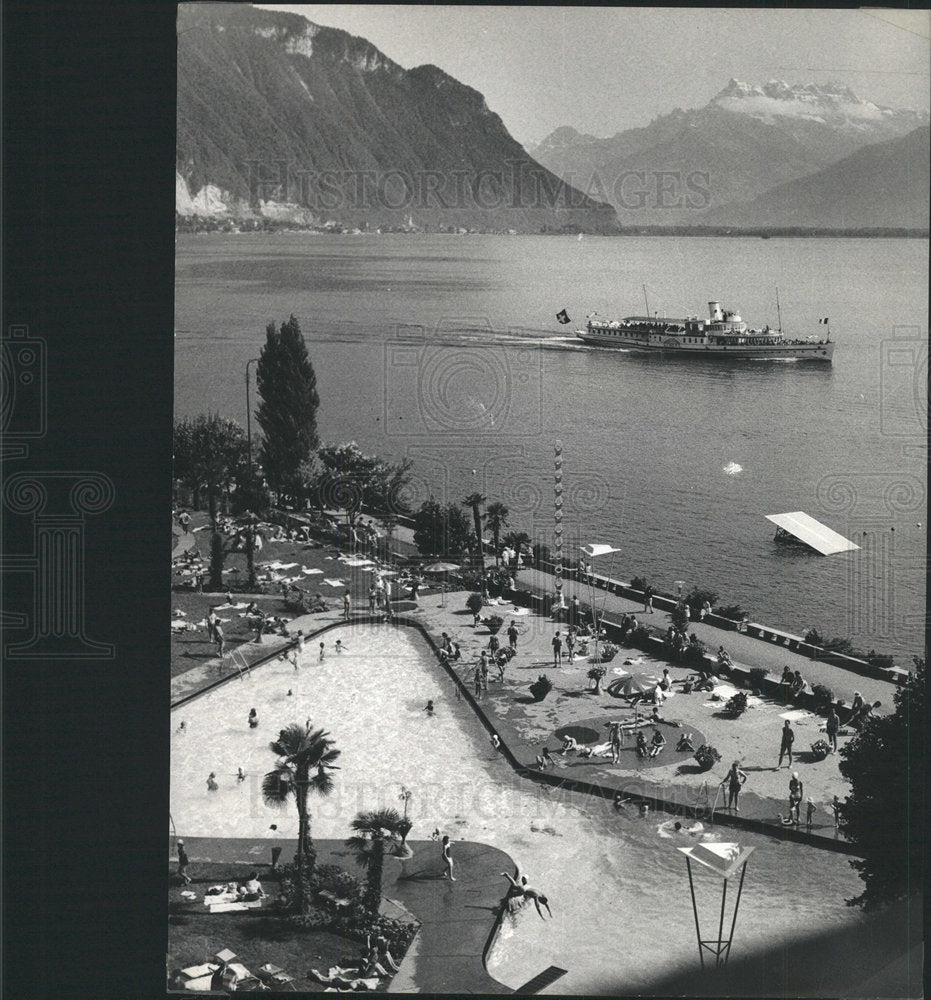 Press Photo Montreuz on Lake Geneva Switzerland - Historic Images