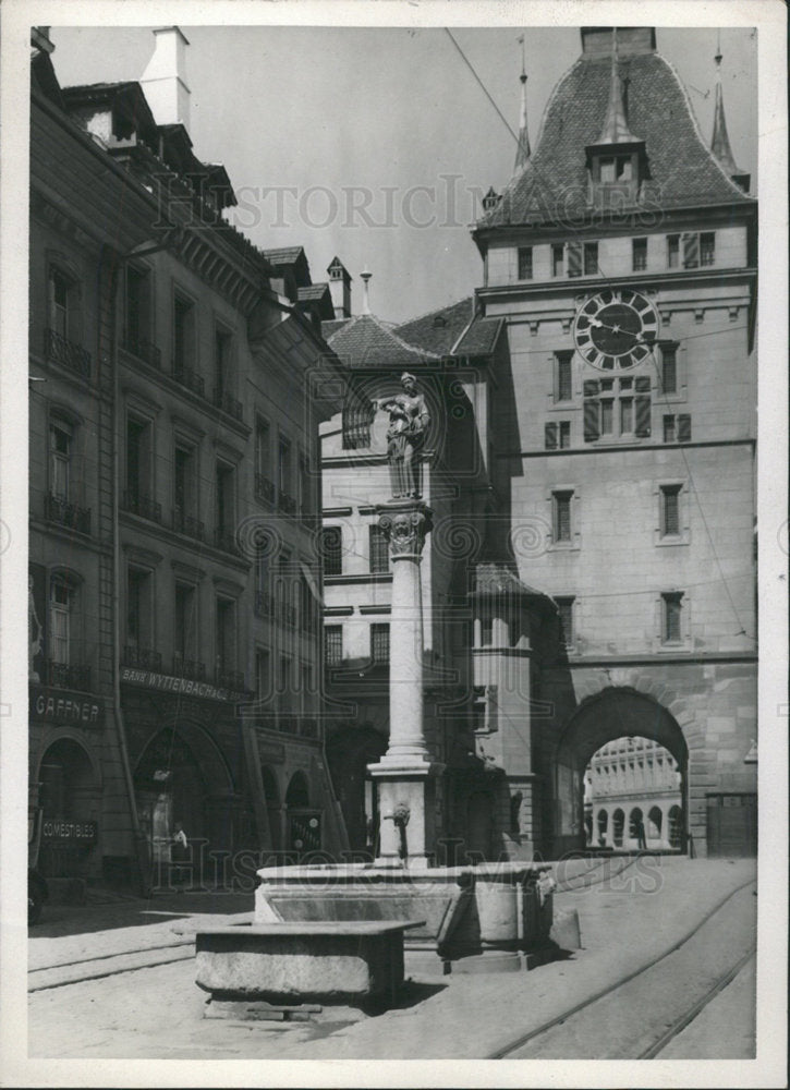 Press Photo Switzerland Berne Seiler Fountain Landmark - Historic Images