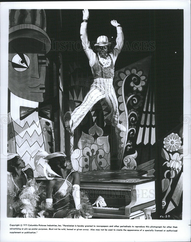 1975 Press Photo Scene Funny Girl Musical Film - Historic Images