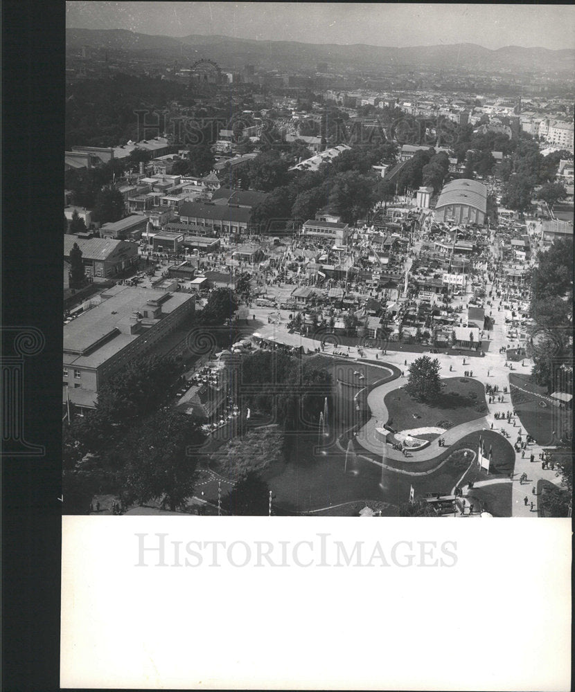 1961 Press Photo Vienna Austin Aerial View Of City - Historic Images