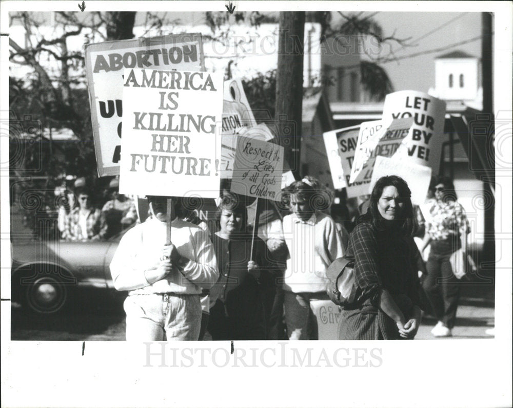 1989 Press Photo Anti-Abortion Protests St. Petersburg  - Historic Images