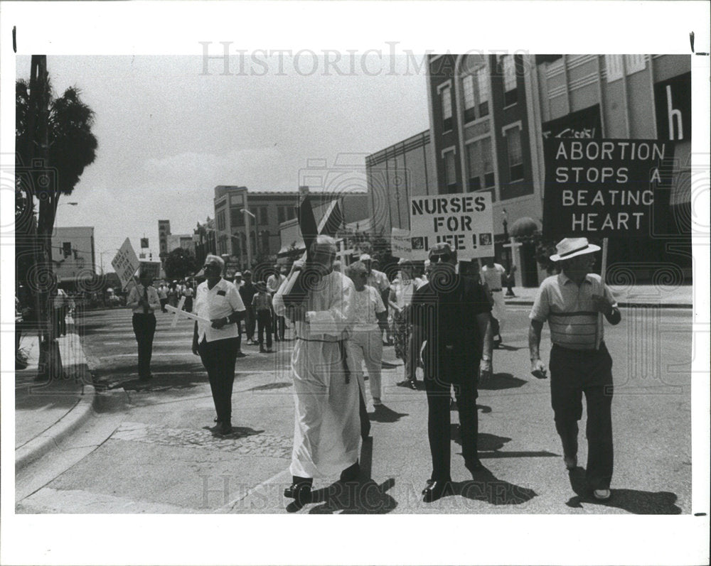 1989 Press Photo Ocala abortion clinic hit by arson - Historic Images