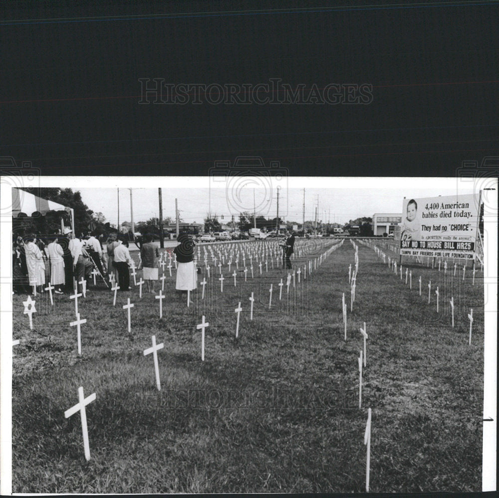 1991 Press Photo Anti-Abortion Protest Tampa Florida  - Historic Images