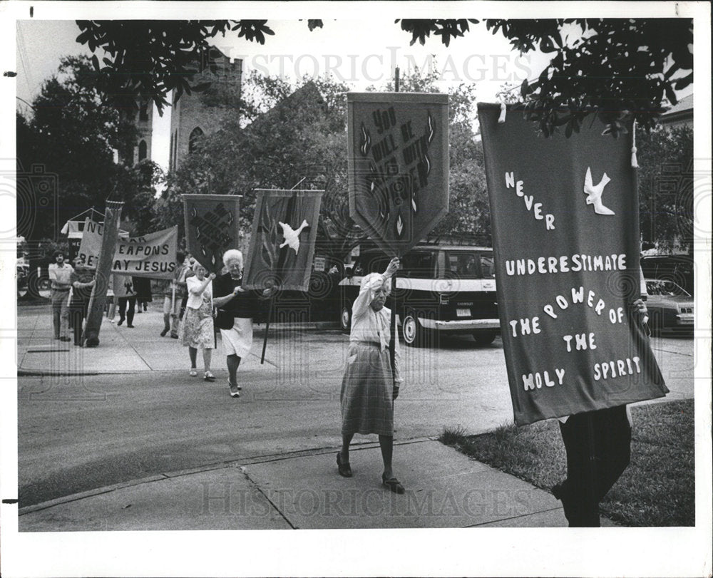 1982 Press Photo Tampa Bay Peace March - Historic Images
