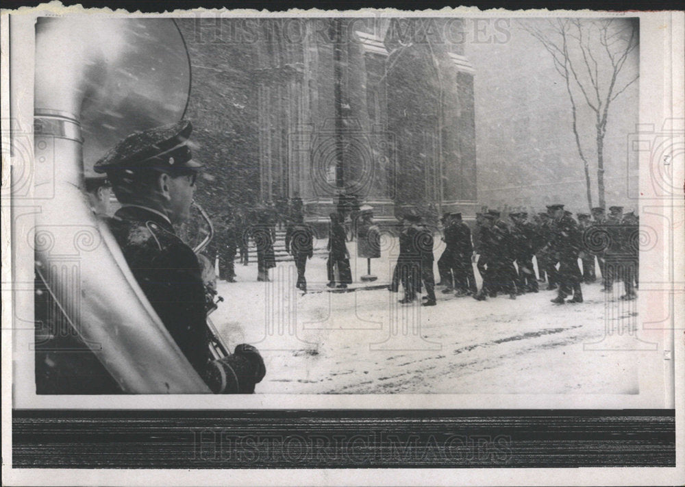 1967 Press Photo New York&#39;s 69th Regiment March - Historic Images