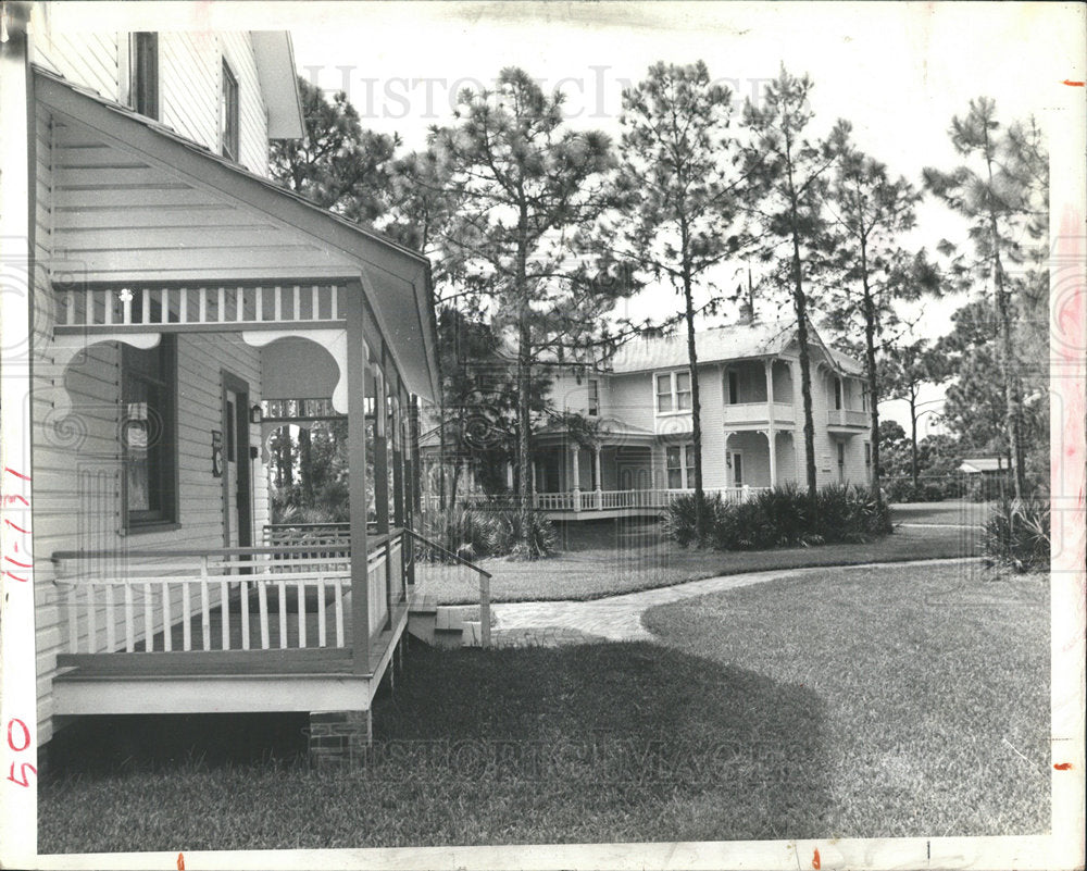1984 Press Photo Heritage Park Plant Sumner House - Historic Images
