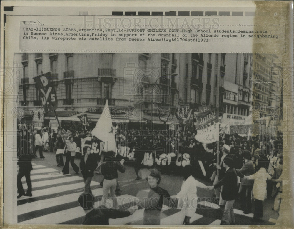 1973 Press Photo High School Student Demo Buenos Aires - Historic Images