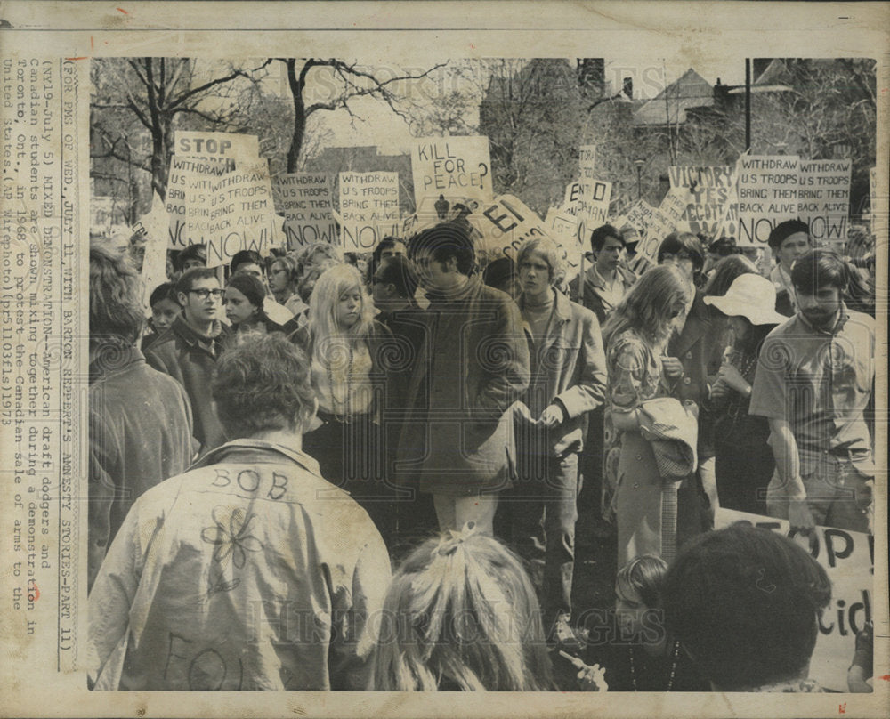 1973 Press Photo Toronto American draft dodger Canadian - Historic Images