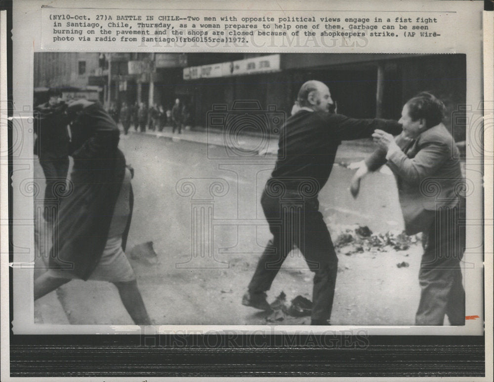 1972 Press Photo Shopkeepers Strike Riot Fight Chile - Historic Images