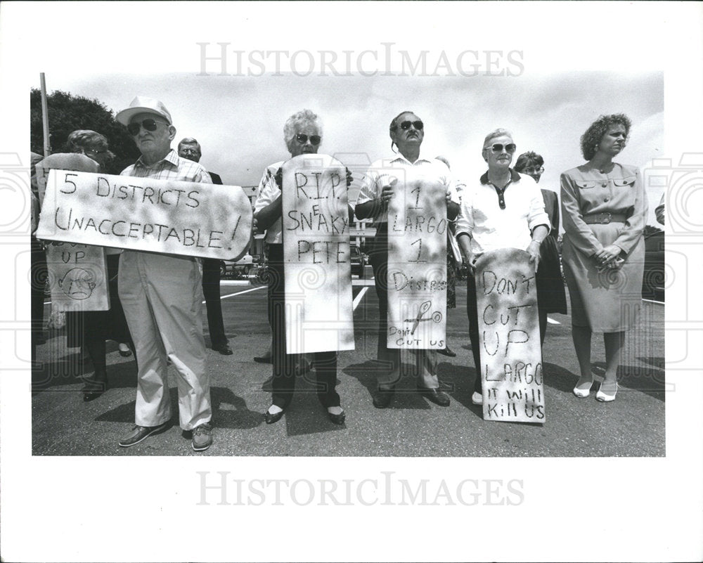 1992 Press Photo Protesters Oppose Redistricting - Historic Images