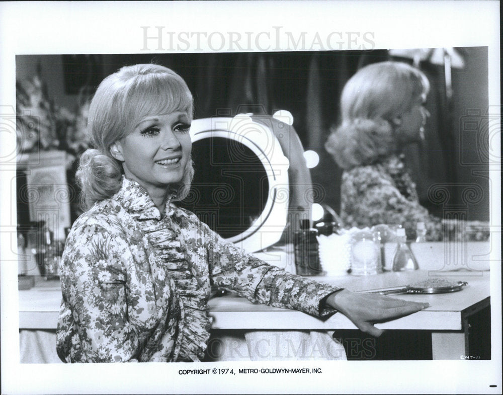1974 Press Photo Actress Debbie Reynolds - Historic Images