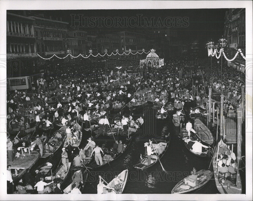 1954 Festival Of Lights Makes Gondolier Jam-Historic Images