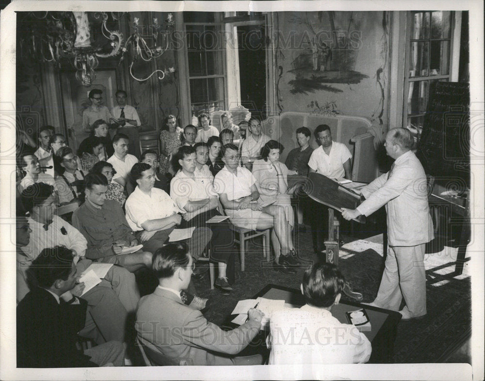 1948 Press Photo Professor Talcott Parsons Of Harvard - Historic Images
