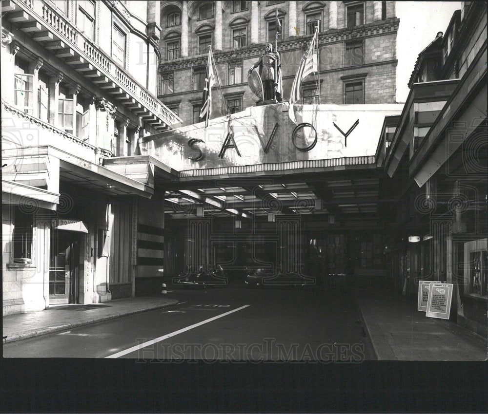 1974 Press Photo Savoy Of London Hotel - Historic Images
