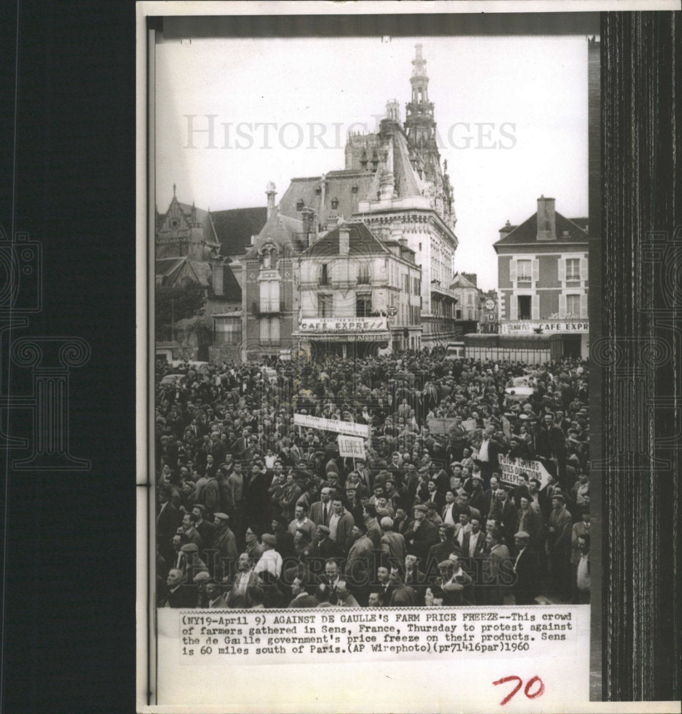 1960 Press Photo De Gaulle France protest farmers sens - Historic Images