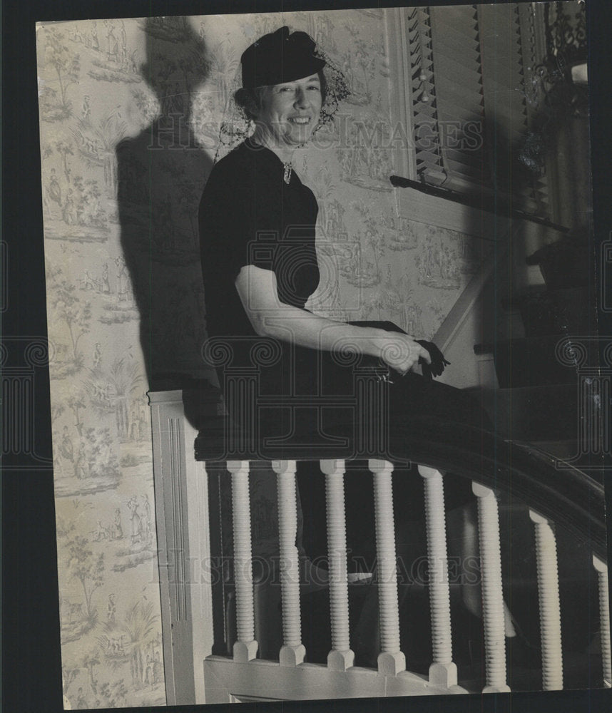 1937 Press Photo Mayor Thompson wife  - Historic Images