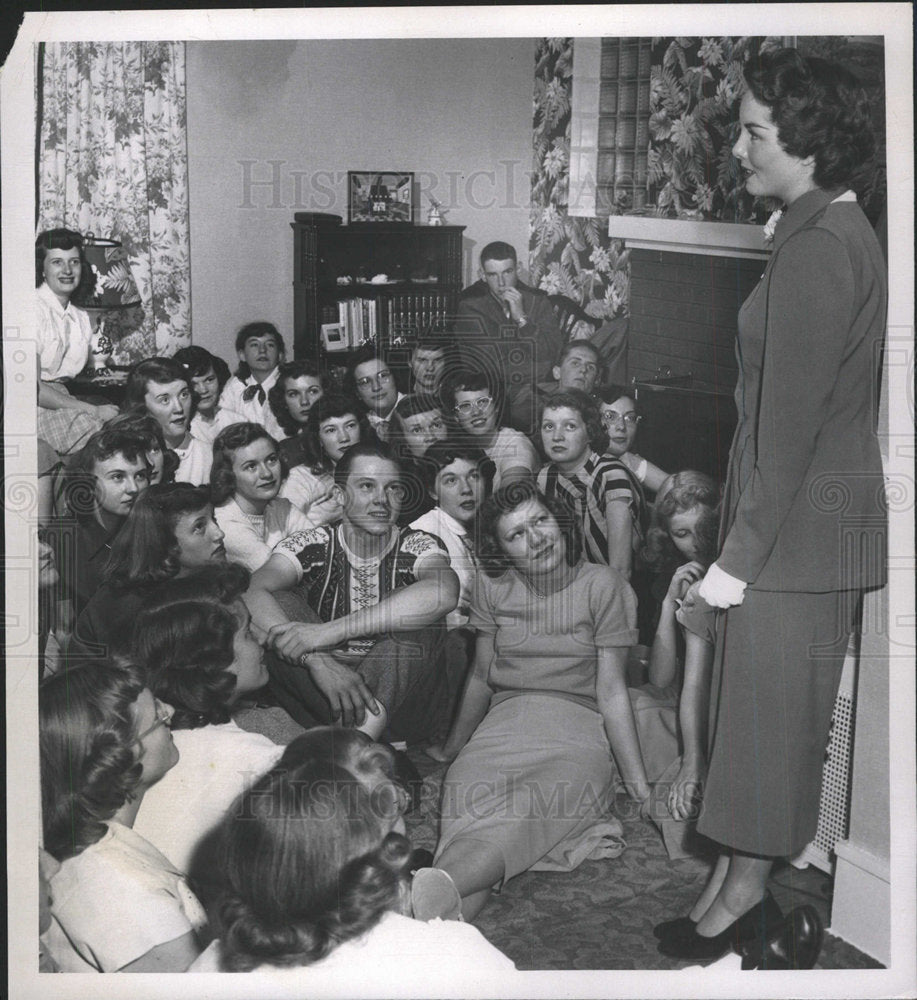 1950 Press Photo Colleen Townsend Acterss Author Place - Historic Images