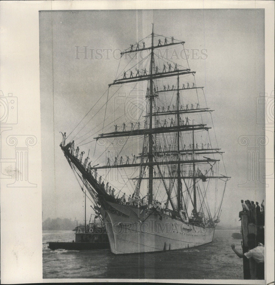 1948 Sarges Portuguese naval cadet three - Historic Images