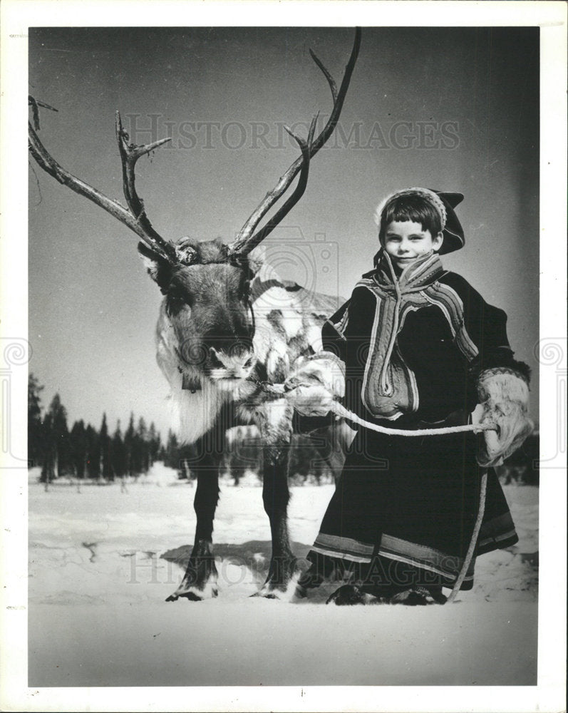 1991 Press Photo Lapp traditional costume sled driver - Historic Images