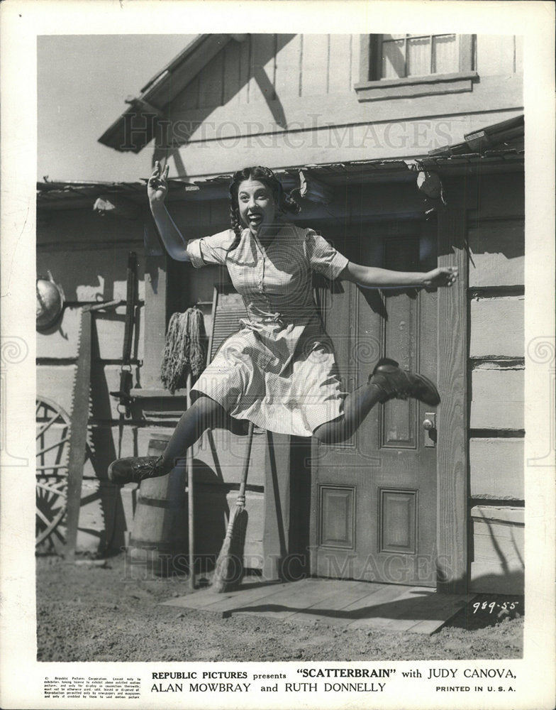1940 Press Photo Judy Canova Scatterbrain - Historic Images