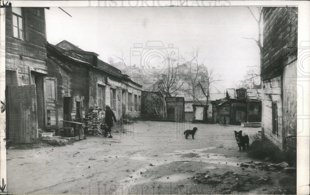 1953 American Embassy slum area Moscow-Historic Images