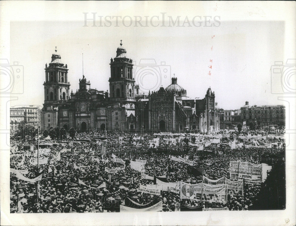 1942 Press Photo Mexico City Cathedral - Historic Images