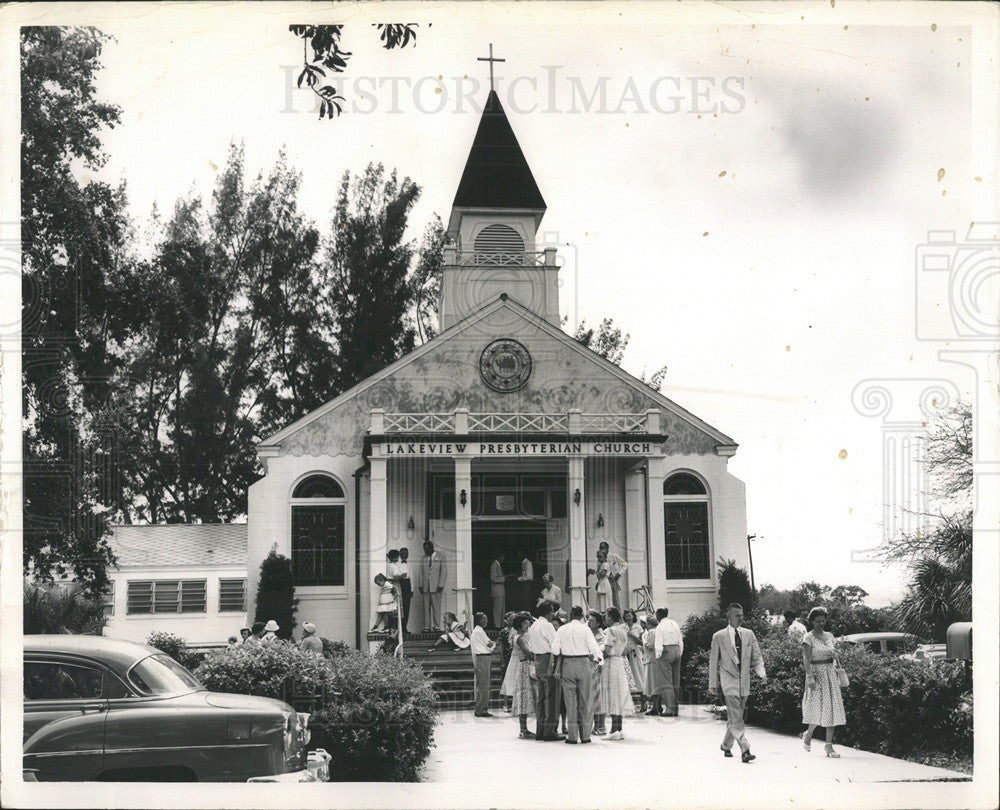 1954 Lakeview Pres Church Members Outside-Historic Images