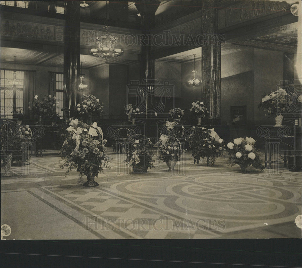 1928 Denver National Bank Lobby Flowers-Historic Images