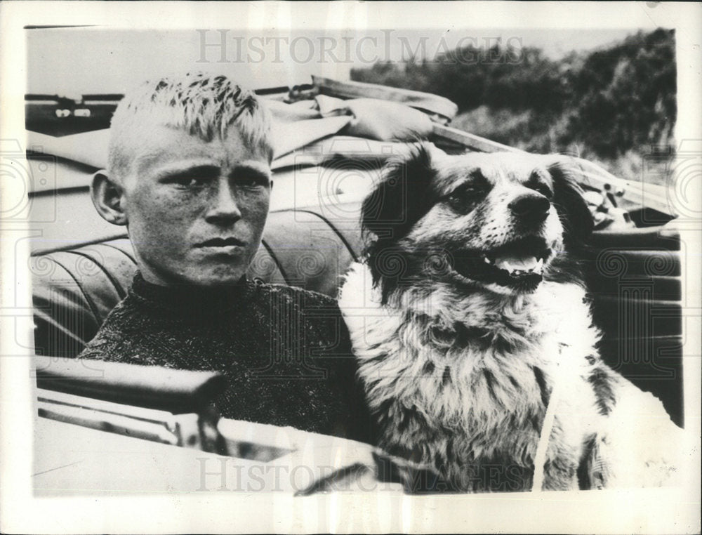 1938 Press Photo Boy With Dog Bit Denmark Queen - Historic Images