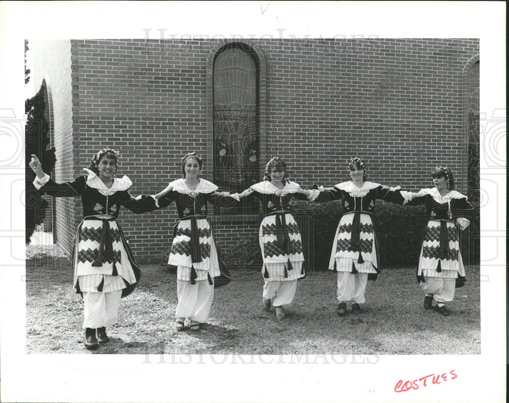 1981 Photo Athenian Dancers Of Holy Trinity Greek Churc - Historic Images
