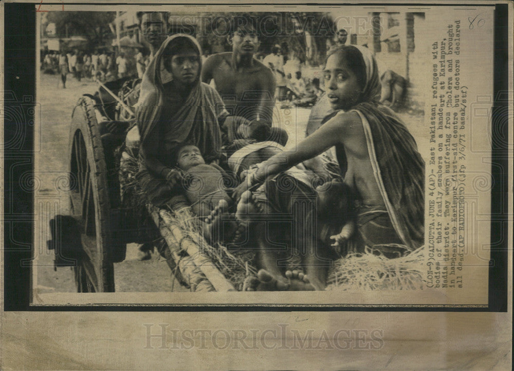 1971 Press Photo Chlorea Kills Thousands in India Camps - Historic Images