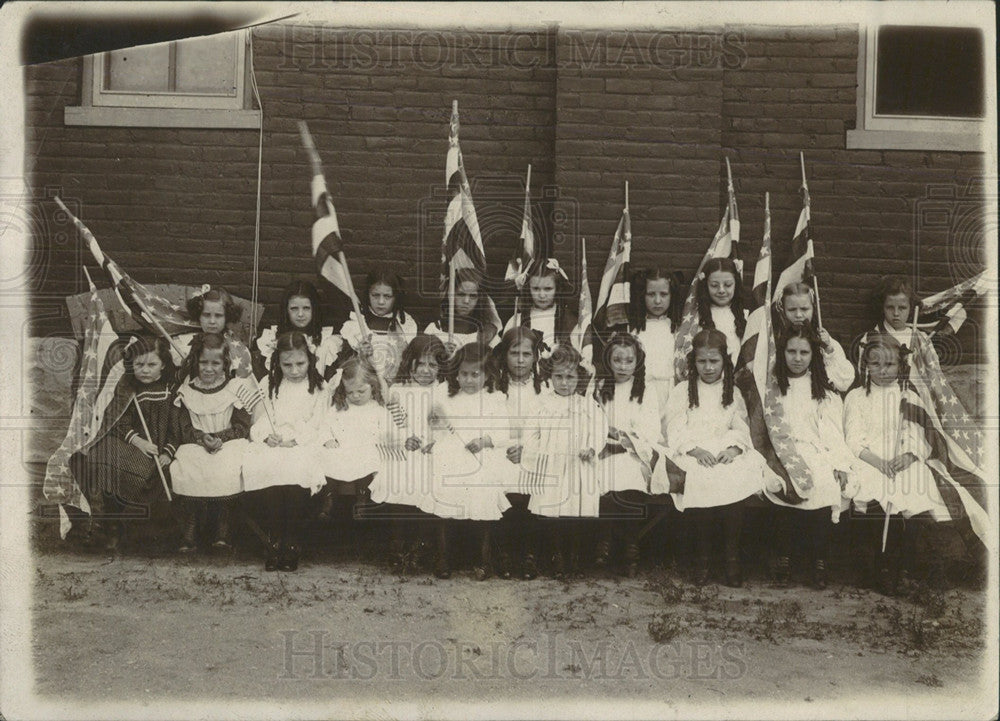 1940 Press Photo  Littlest Girls Class Board Shepherd  - Historic Images
